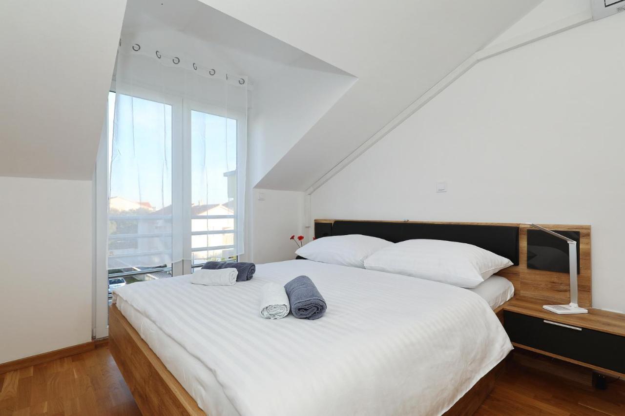 Apartments Oliva วรซี ภายนอก รูปภาพ