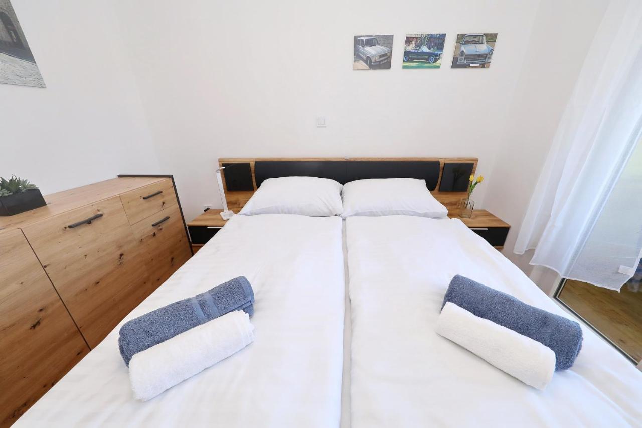 Apartments Oliva วรซี ภายนอก รูปภาพ