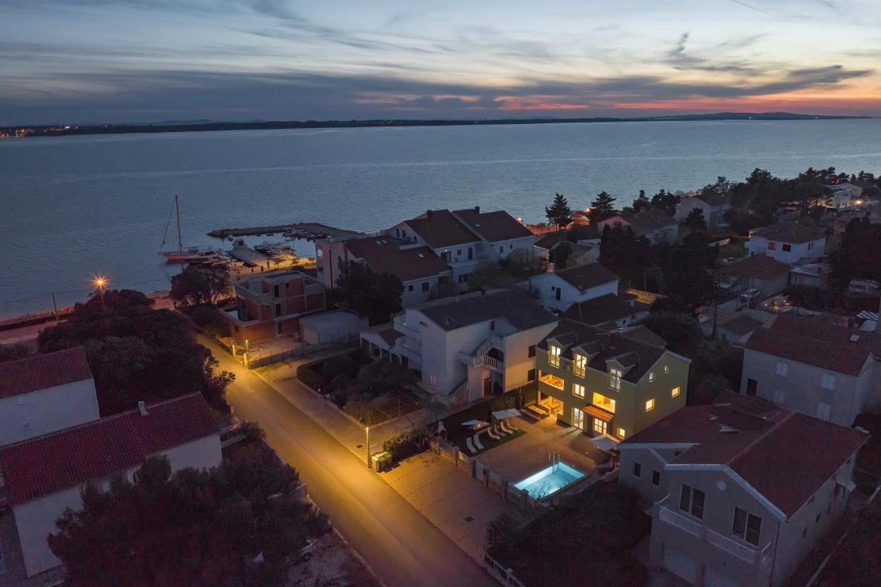 Apartments Oliva วรซี ภายนอก รูปภาพ