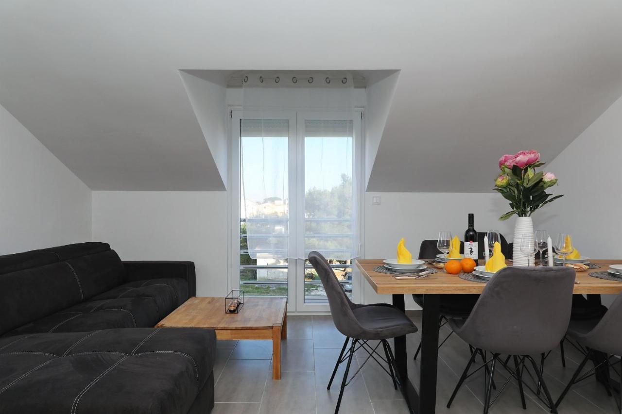 Apartments Oliva วรซี ภายนอก รูปภาพ