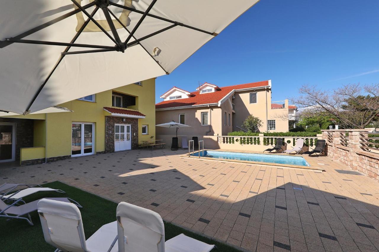 Apartments Oliva วรซี ภายนอก รูปภาพ